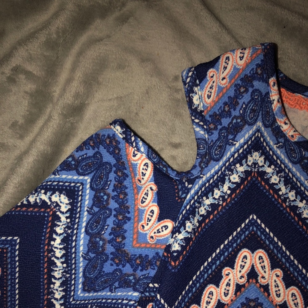 Dress - Picture 4 of 4
